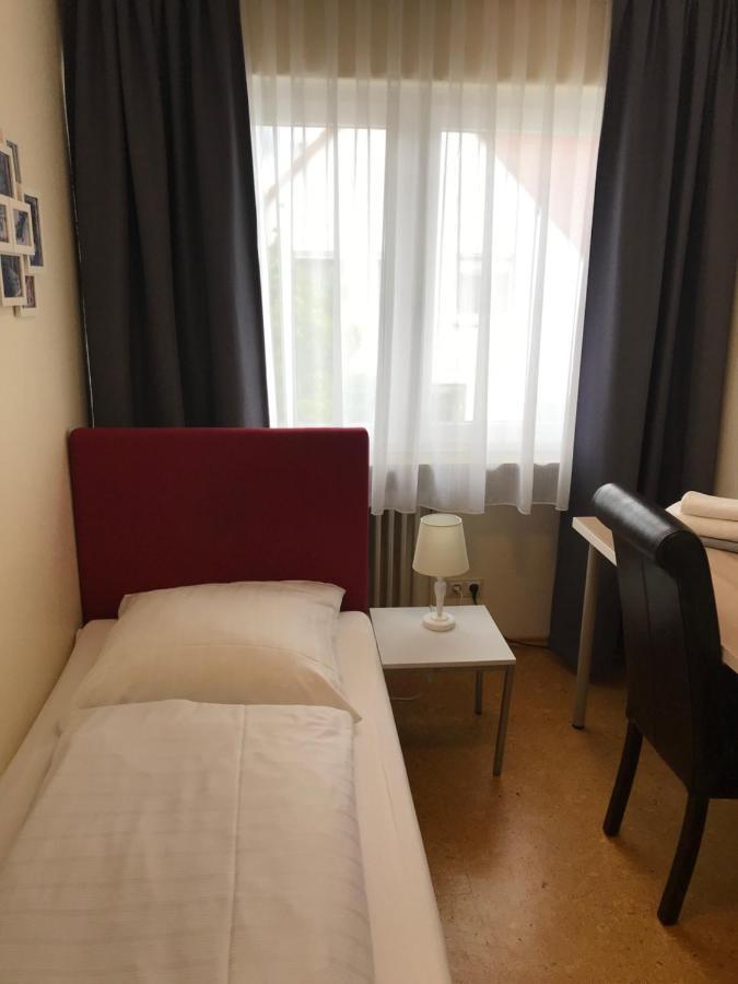 Hotel Garni Elisabeth Göppingen Esterno foto